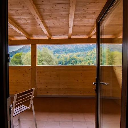 Class Hotel Brezoi